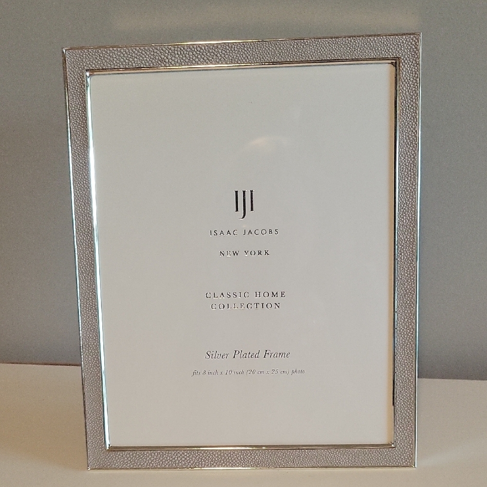 NWOT Isaac Jacobs NY Silver Plated Frame 8x10( GREAT GIFT W/PERSONAL PIC)